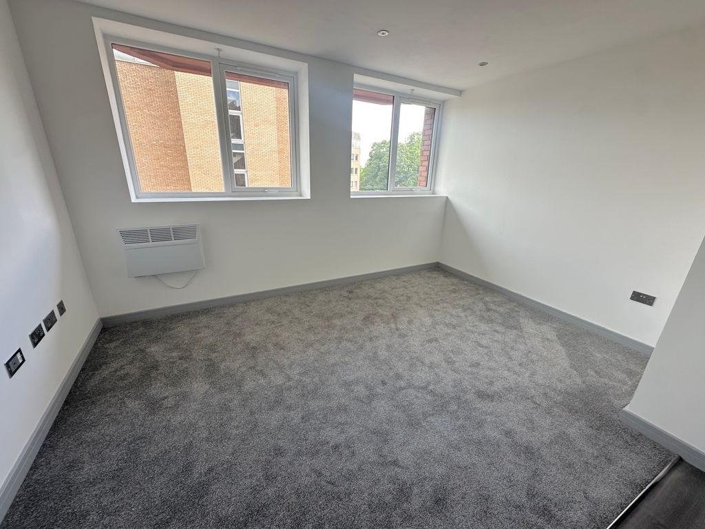 Property photo 2 of 4