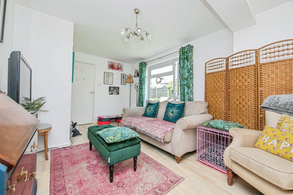 Property photo 3 of 17