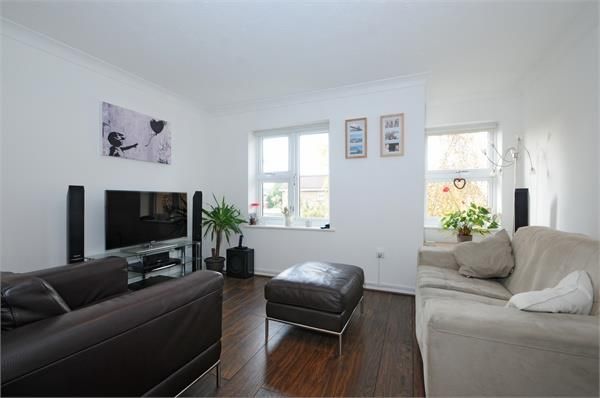 Property photo 2 of 8
