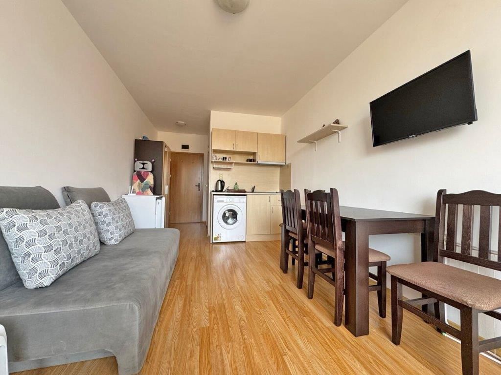 Property photo 3 of 10