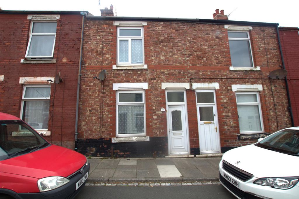 Property photo 1 of 7 Exterior.Jpg