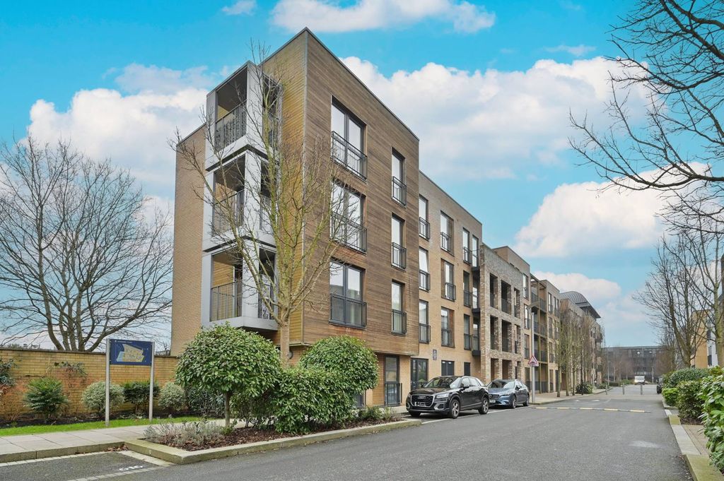 Property photo 2 of 15