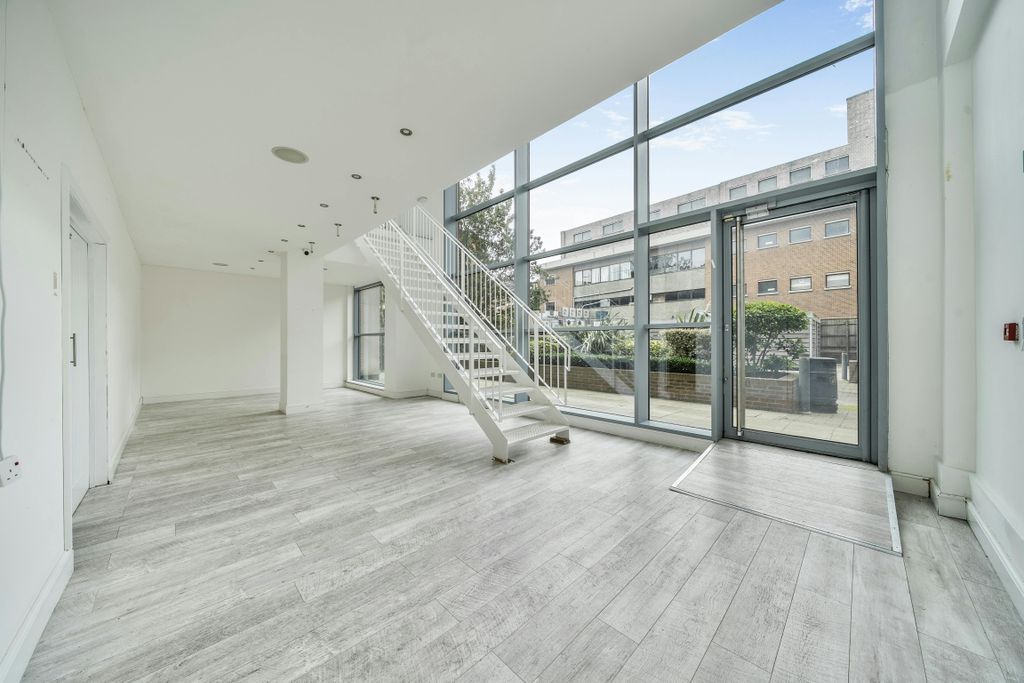 Property photo 1 of 9 1365361368E7Ab842A0Fd.Jpg