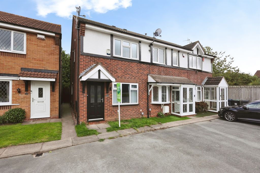 Property photo 2 of 16