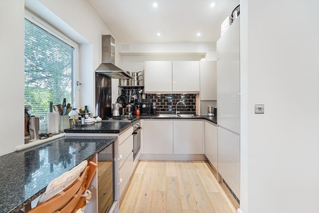 Property photo 3 of 16 Harpers House