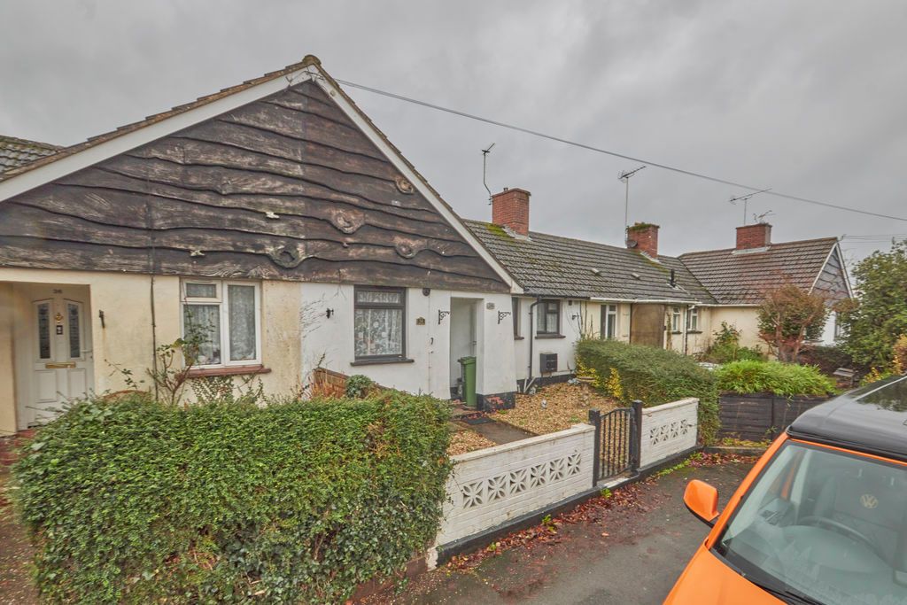 Property photo 1 of 8 Front