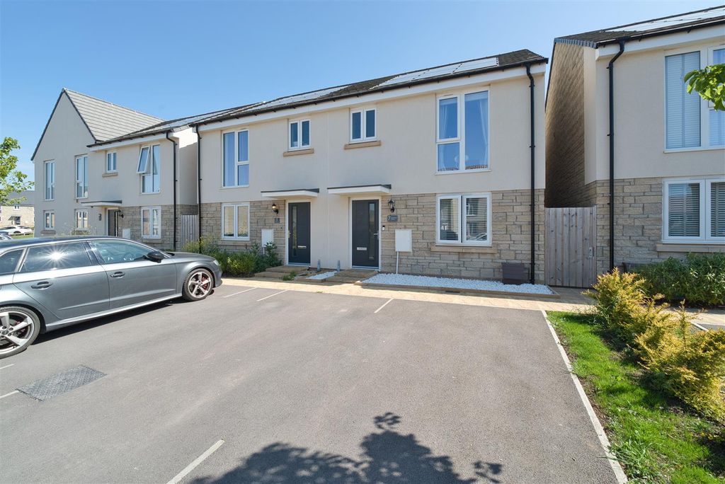 Property photo 1 of 18 Front Elevation