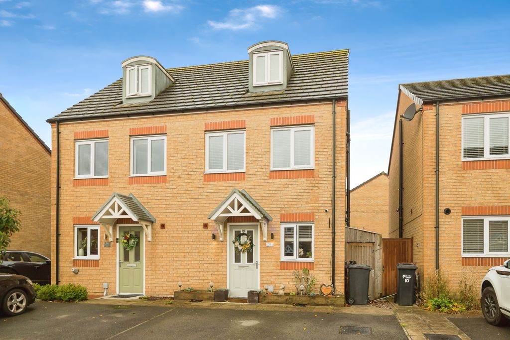 Property photo 1 of 15