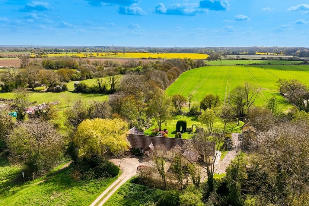 Property photo 1 of 43