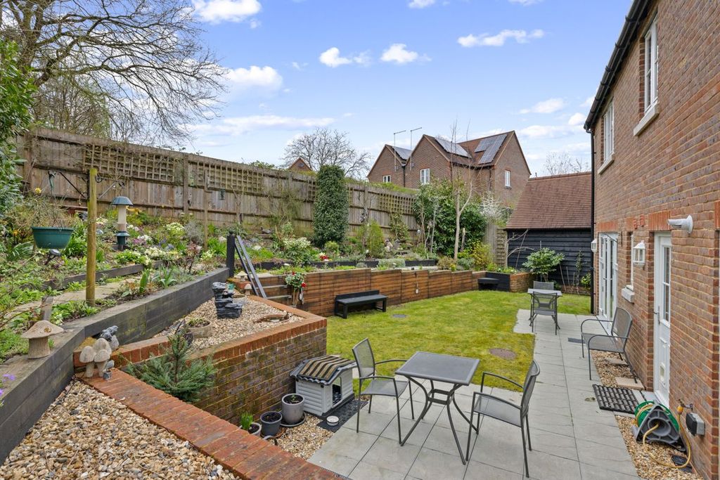 Additional image 4 of 4 bed detached house for saleTanners Reach, Petersfield, Hampshire GU32