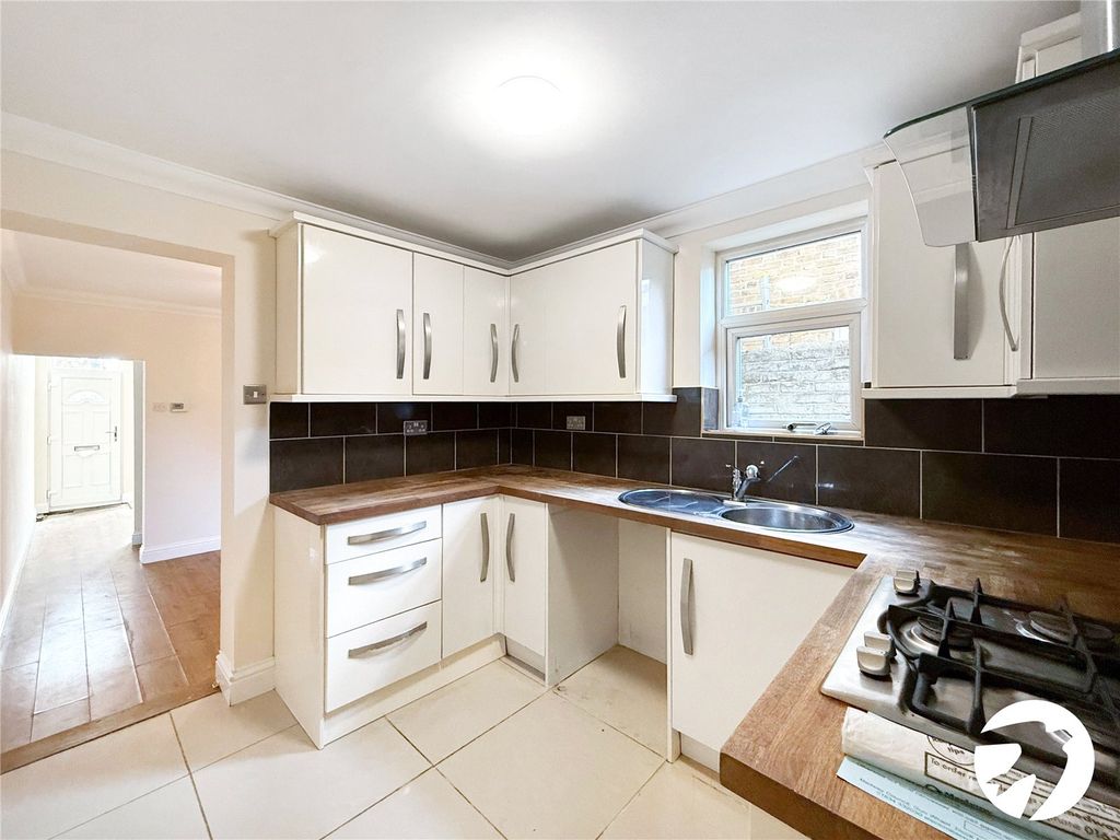 Property photo 3 of 13 Picture No. 07