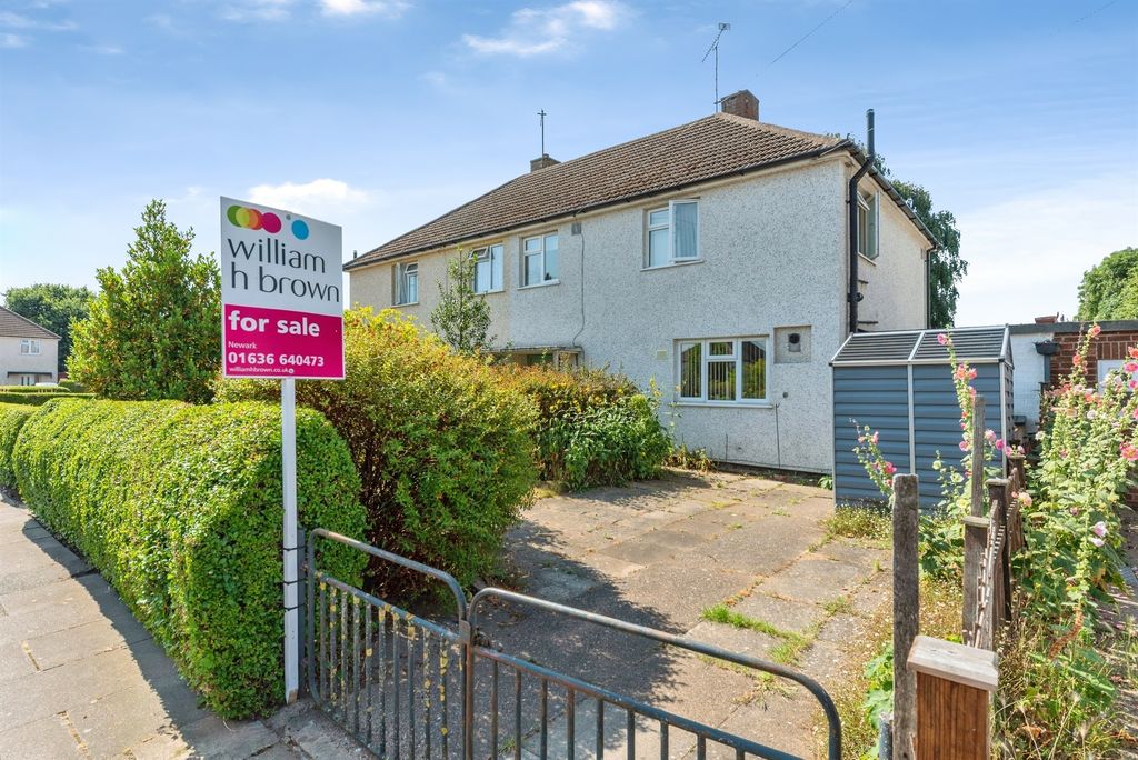 Property photo 1 of 16