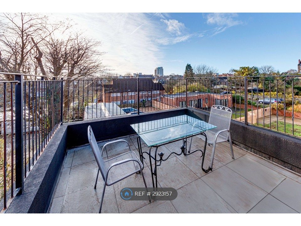 Property photo 2 of 10 Private Roof Terrace