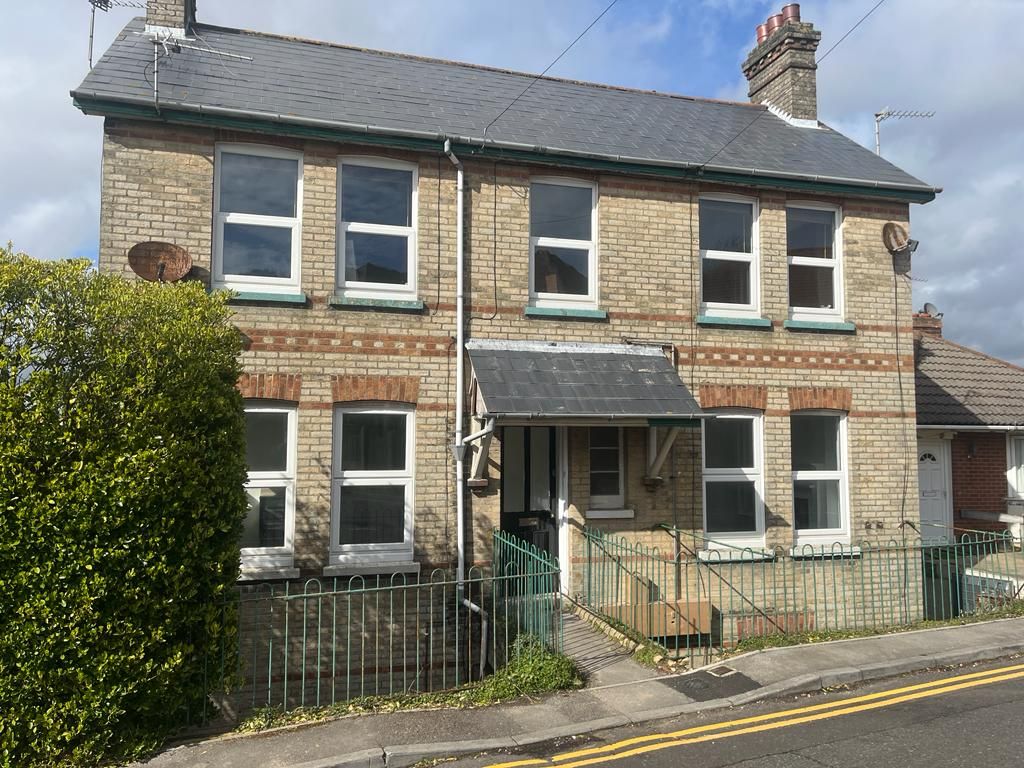 Property photo 1 of 7