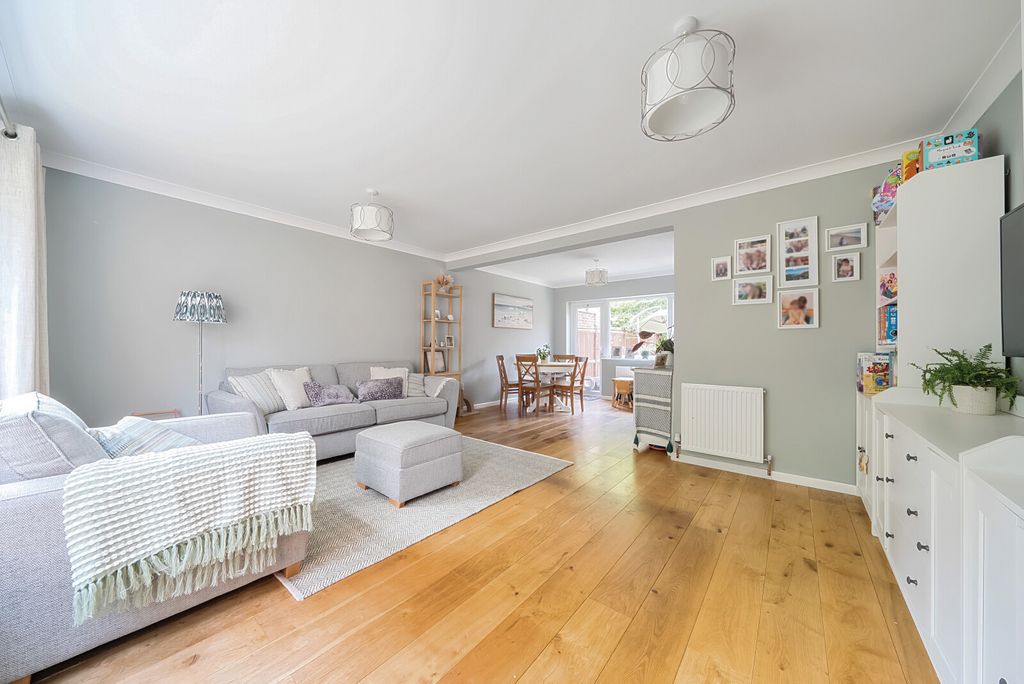 Property photo 2 of 14 1342504-14-68A5E8...