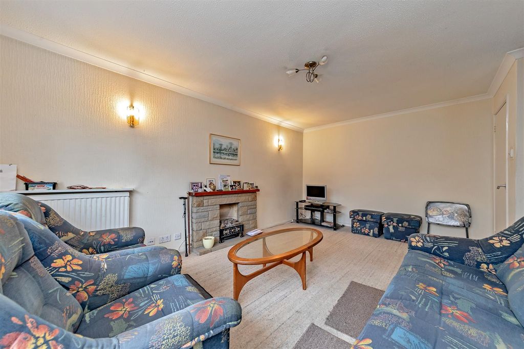 Property photo 3 of 20 16Samiangate-17.Jpg