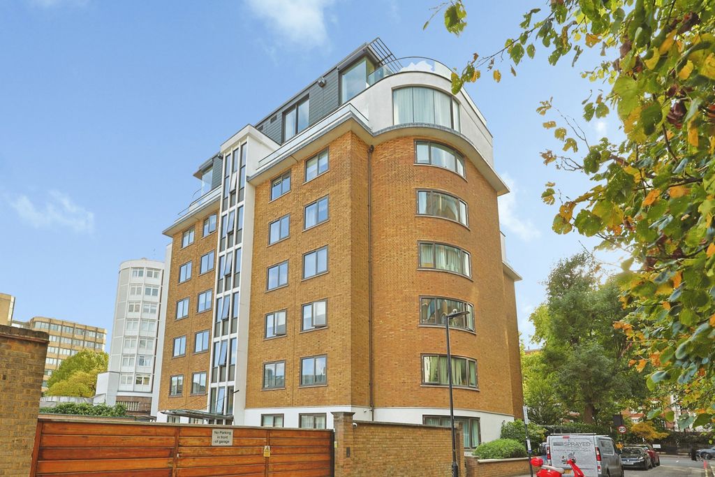 Property photo 1 of 11 External View