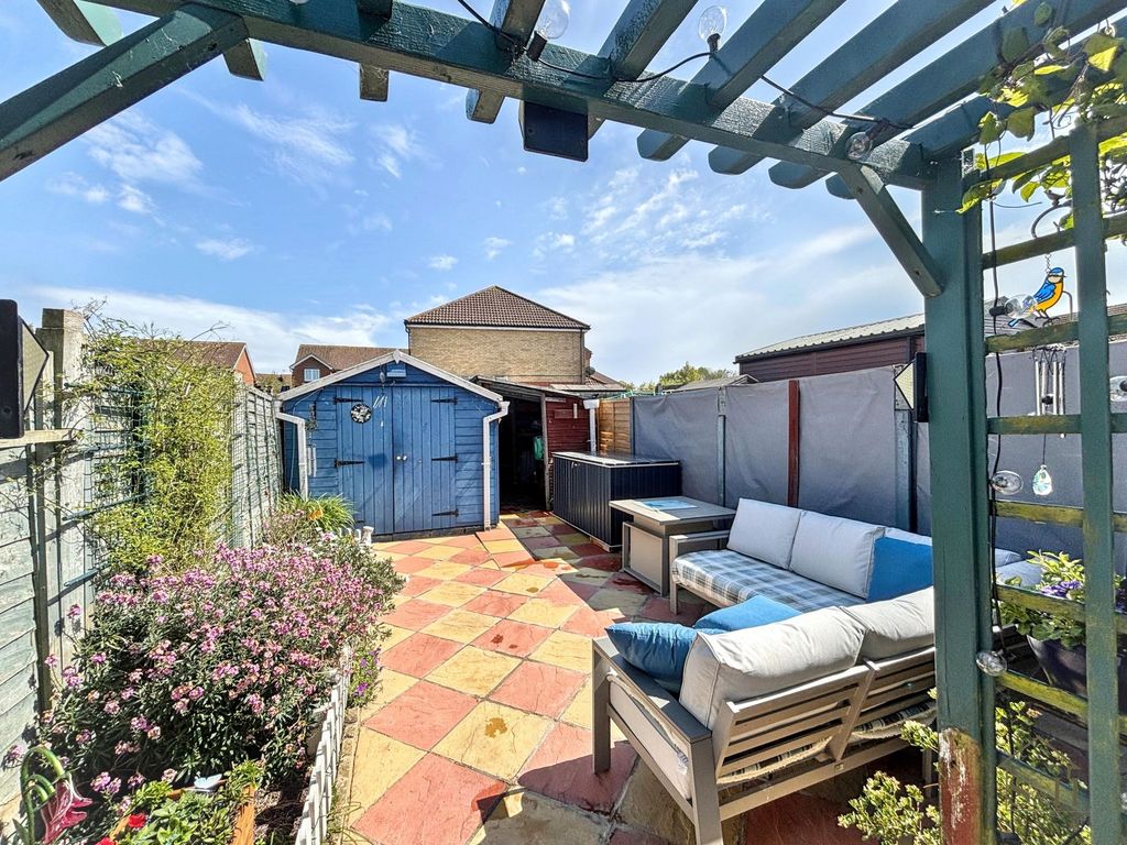 Property photo 3 of 18