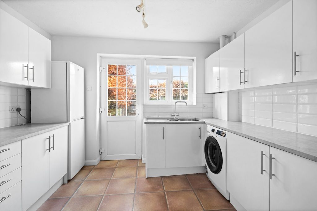 Property photo 2 of 12 Picture No. 04