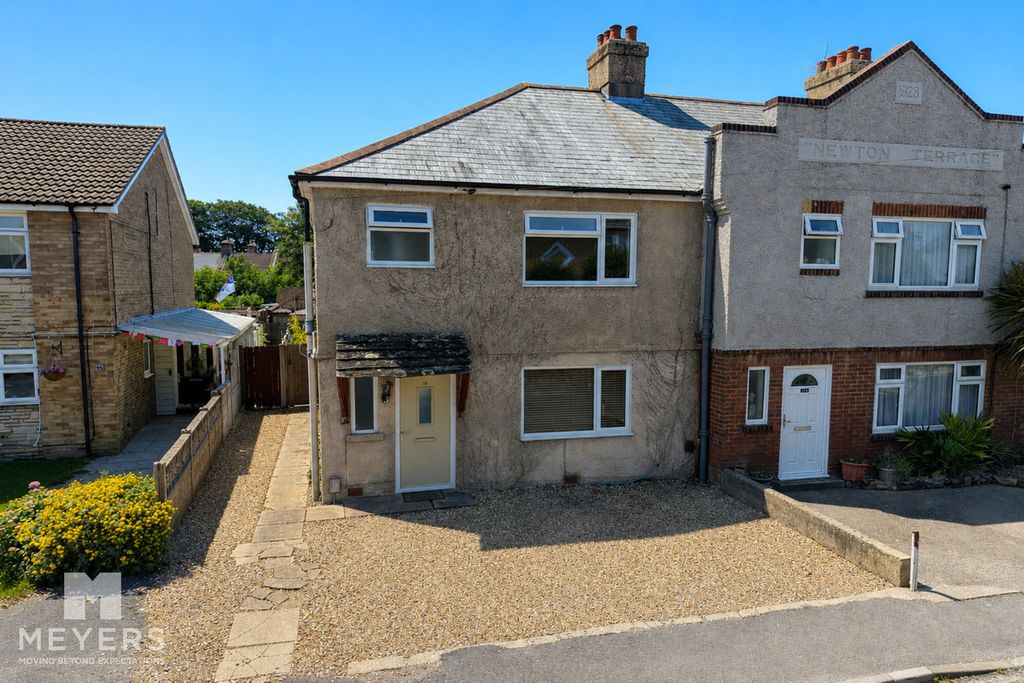Property photo 1 of 35