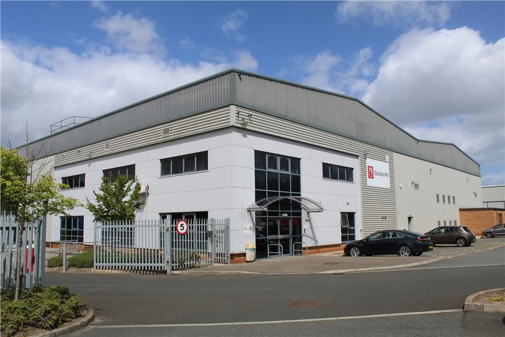 Property photo 3 of 8 Photo 8