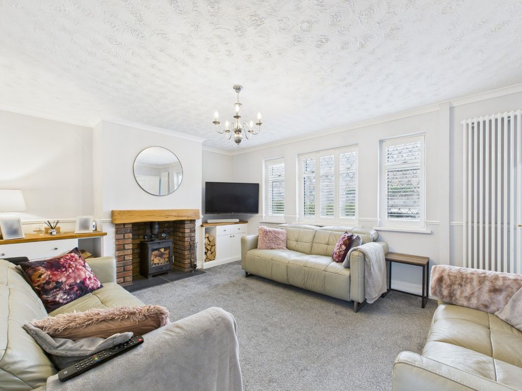 Property photo 2 of 22 4703454