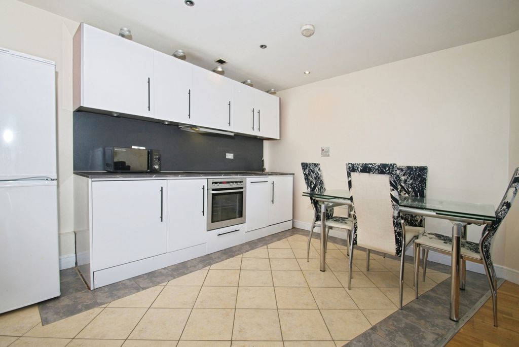 Property photo 3 of 13 Kitchen