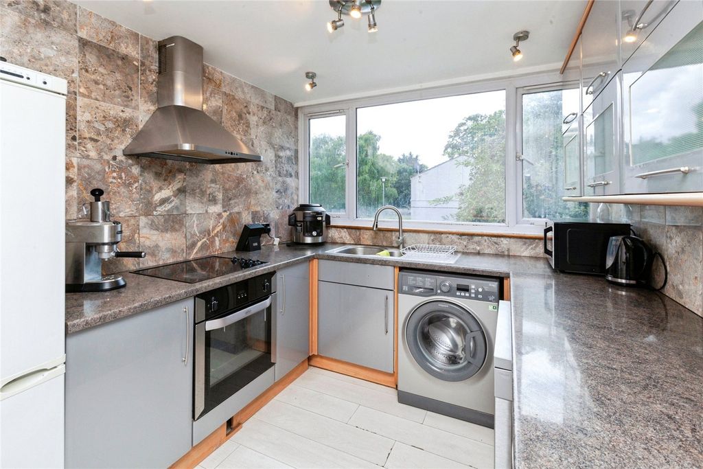 Property photo 2 of 16 Picture No. 06