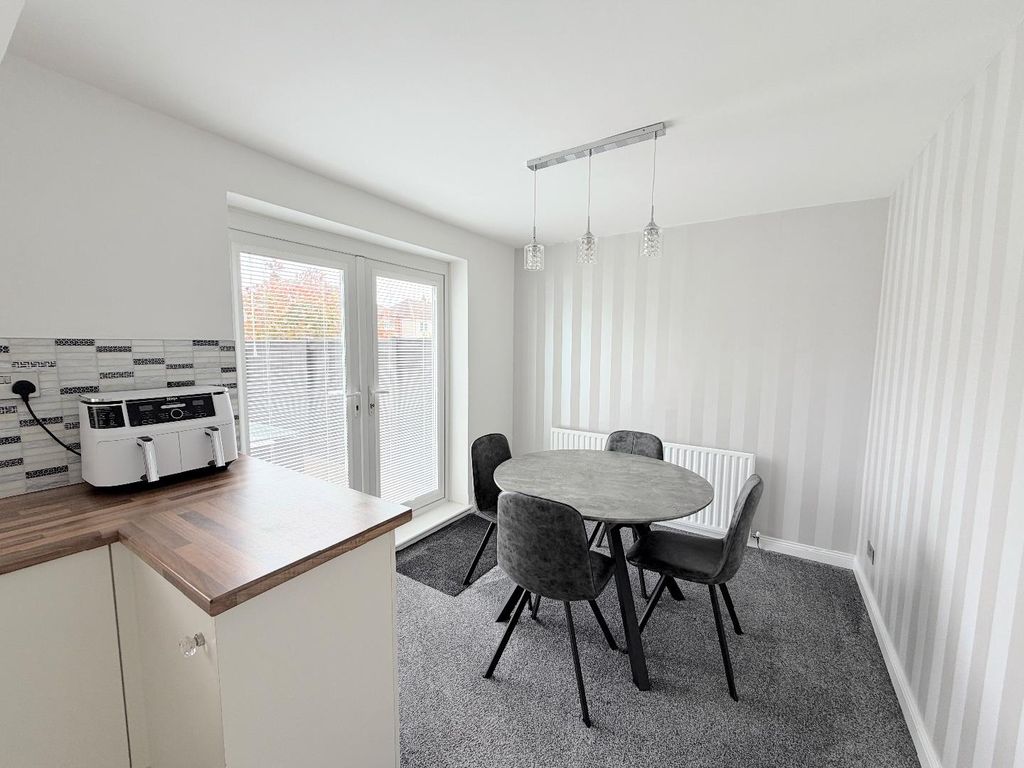 Property photo 3 of 12 Open Plan Dining Kitchen