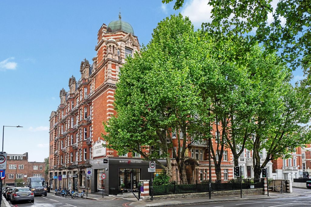 Property photo 1 of 12 Flat 26, Blomfield Court W9 1Ts-12
