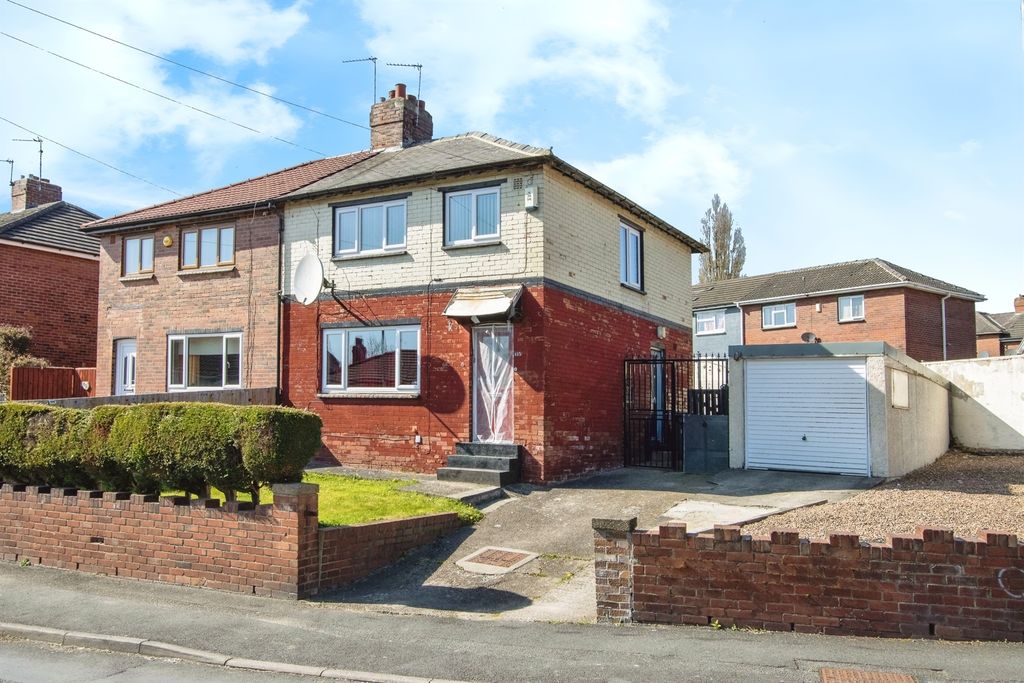 Property photo 1 of 17