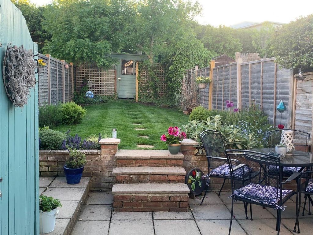 Property photo 2 of 12