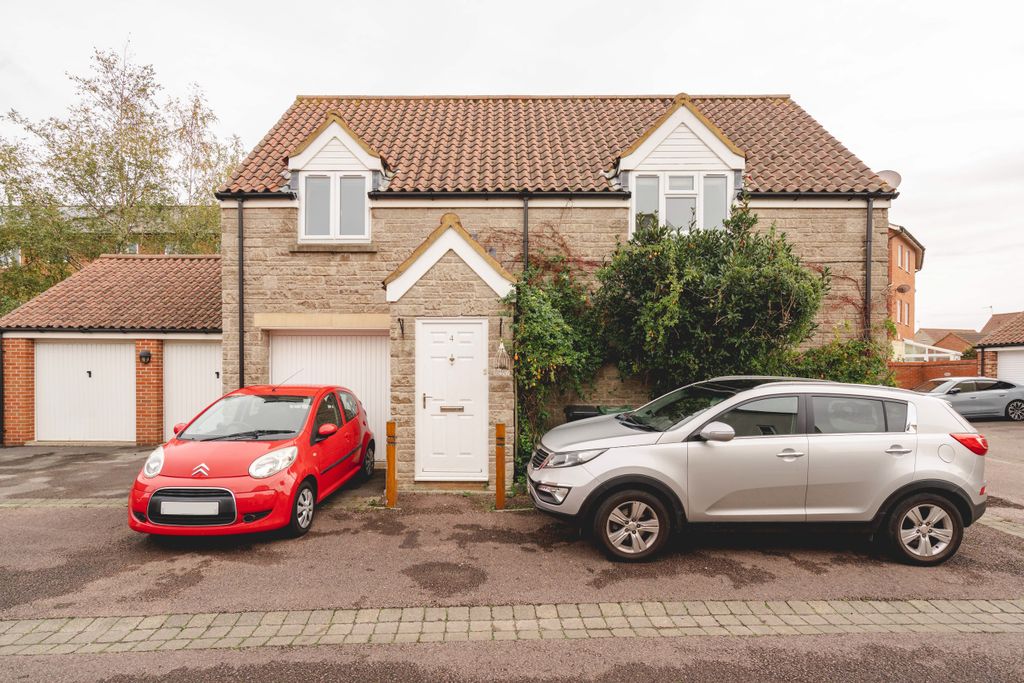 Property photo 1 of 12 13