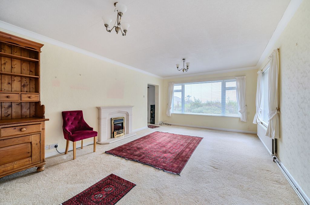 Property photo 2 of 15 1336225-1-6894B6F...