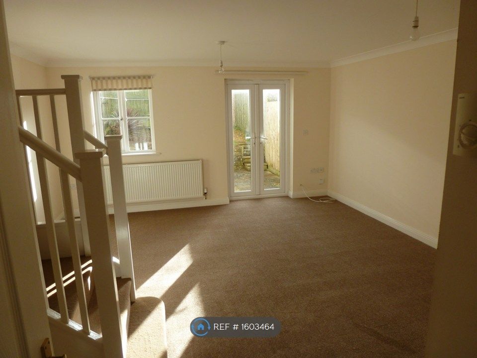 Property photo 2 of 4