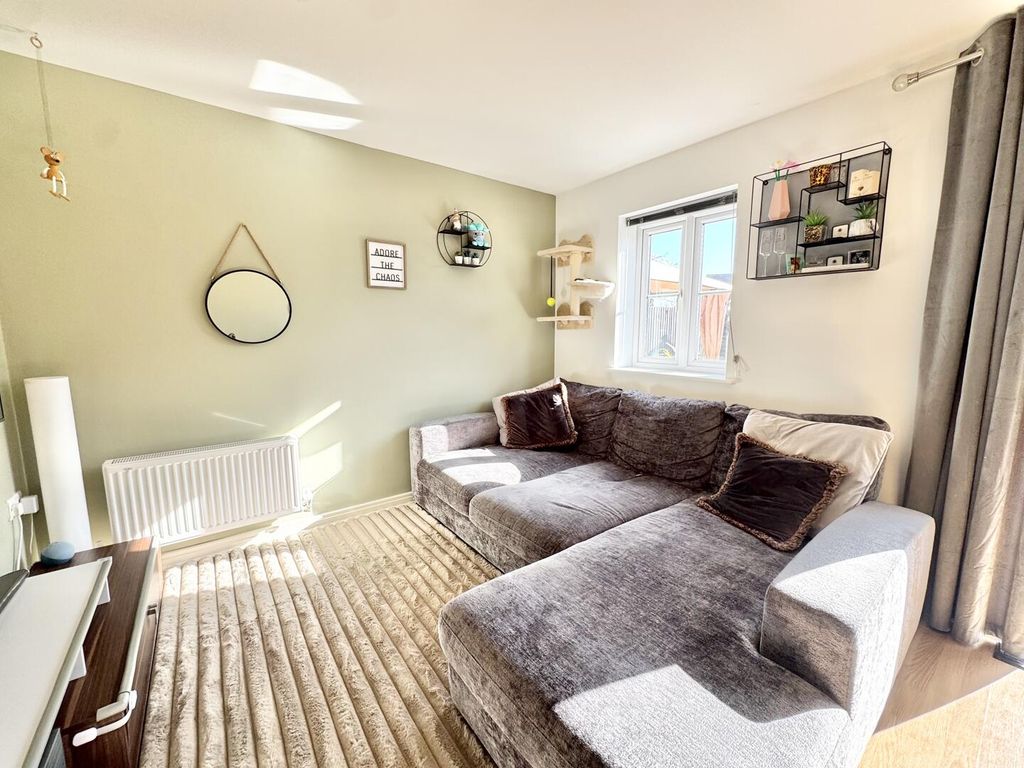 Property photo 3 of 16 Living Area