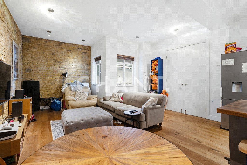 Property photo 3 of 11 Picture No. 05