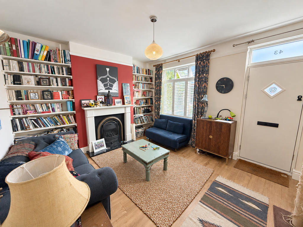 Property photo 2 of 19