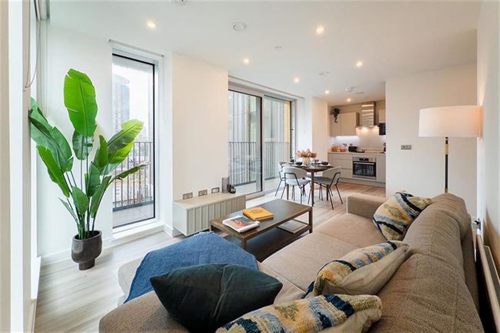 Property photo 1 of 16 (Main)
