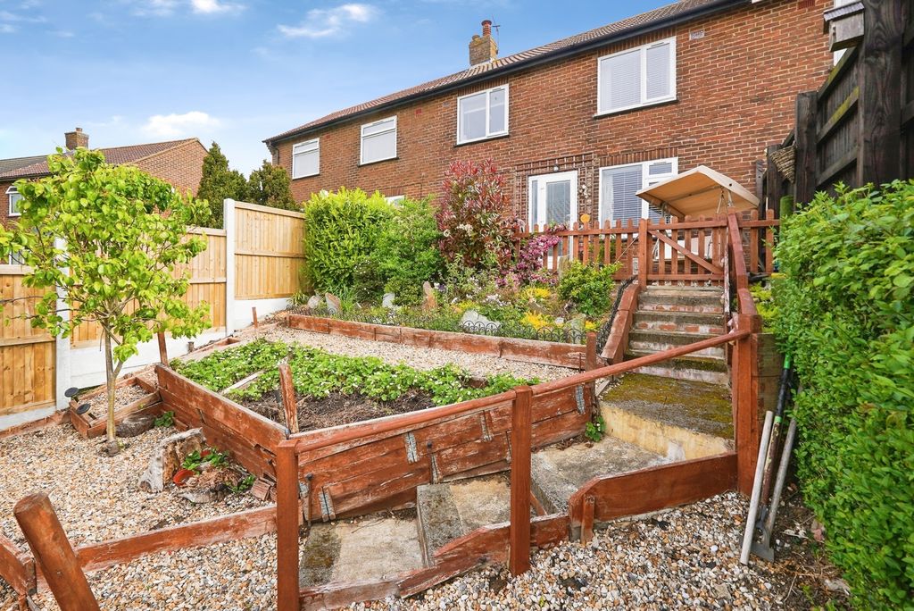 Property photo 1 of 16 Pbox-Img.Jpg