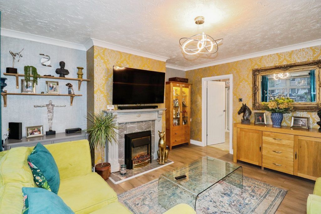 Property photo 3 of 20