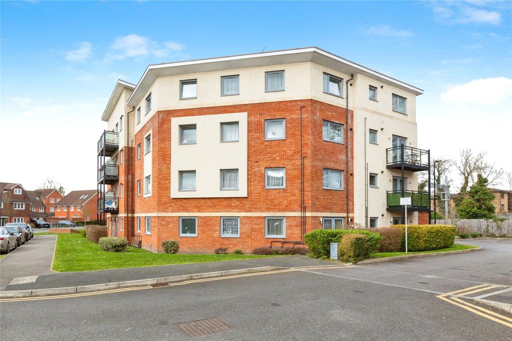 Property photo 1 of 14 External