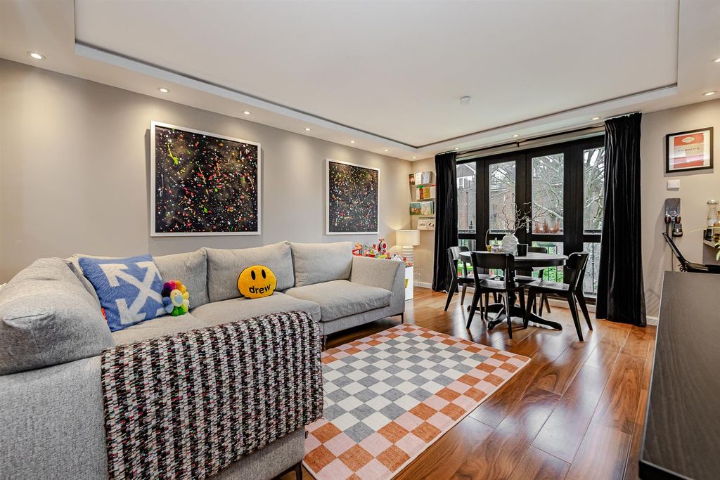 Property photo 2 of 17 Img-9.Jpg