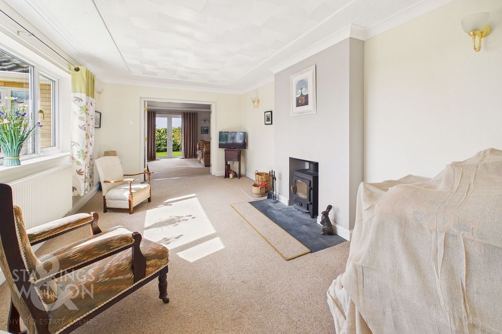 Property photo 3 of 31