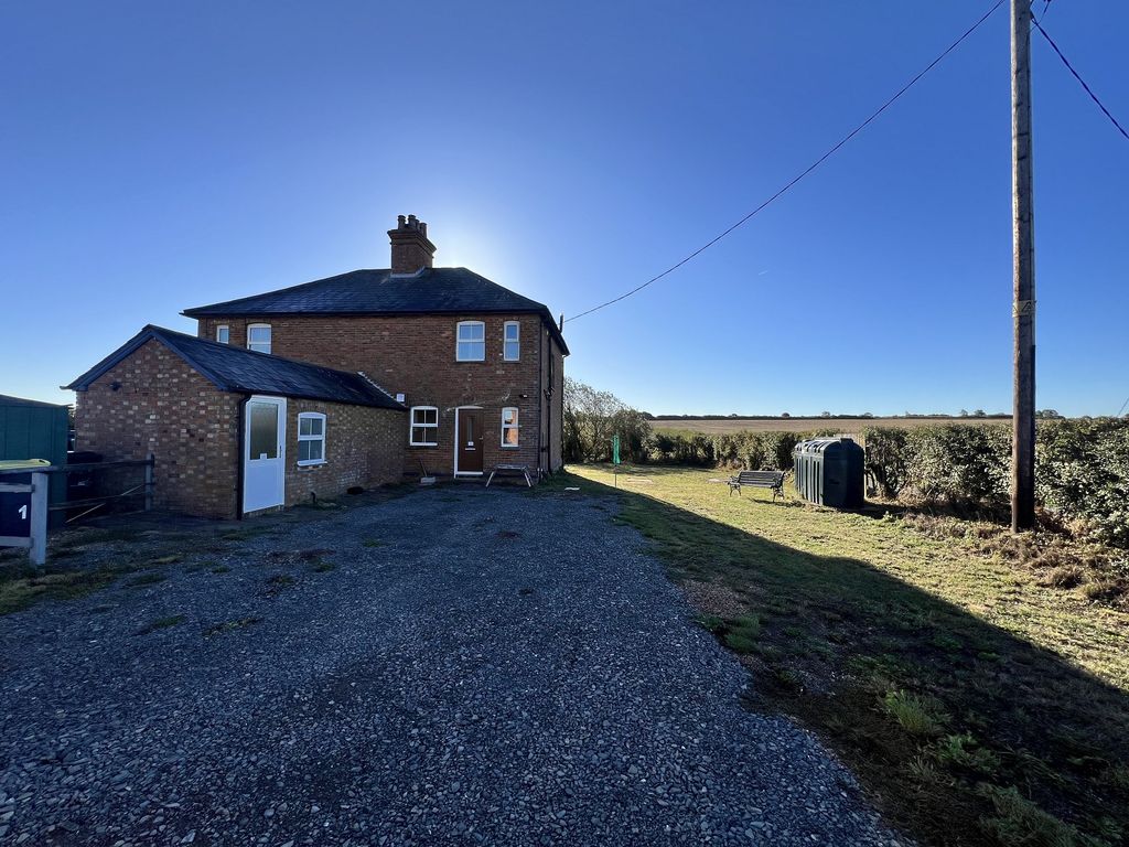 Property photo 2 of 11 Not Specified