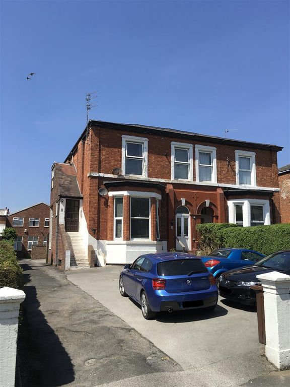 Property photo 1 of 18 External