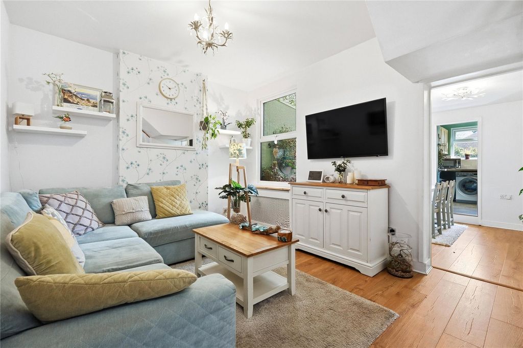 Property photo 3 of 27 Picture No. 08