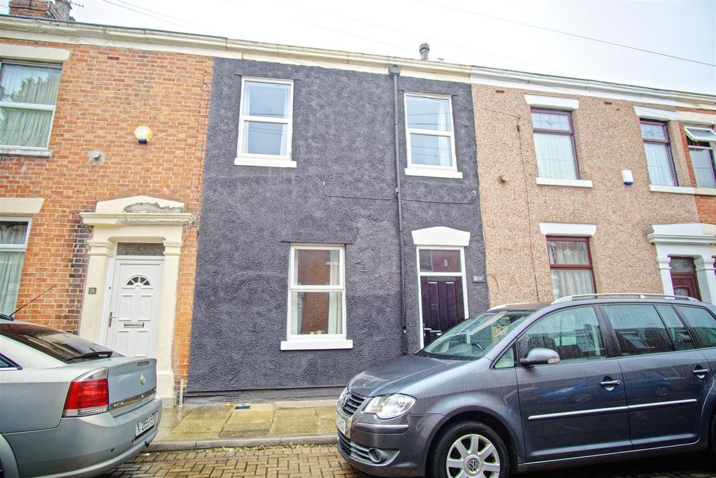 Property photo 1 of 6 External Front