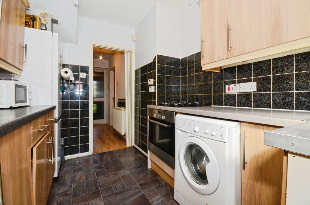 Property photo 3 of 12