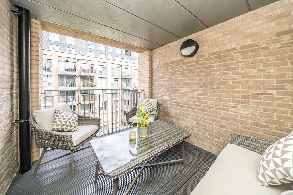 Property photo 3 of 15 Enclosed Balcony